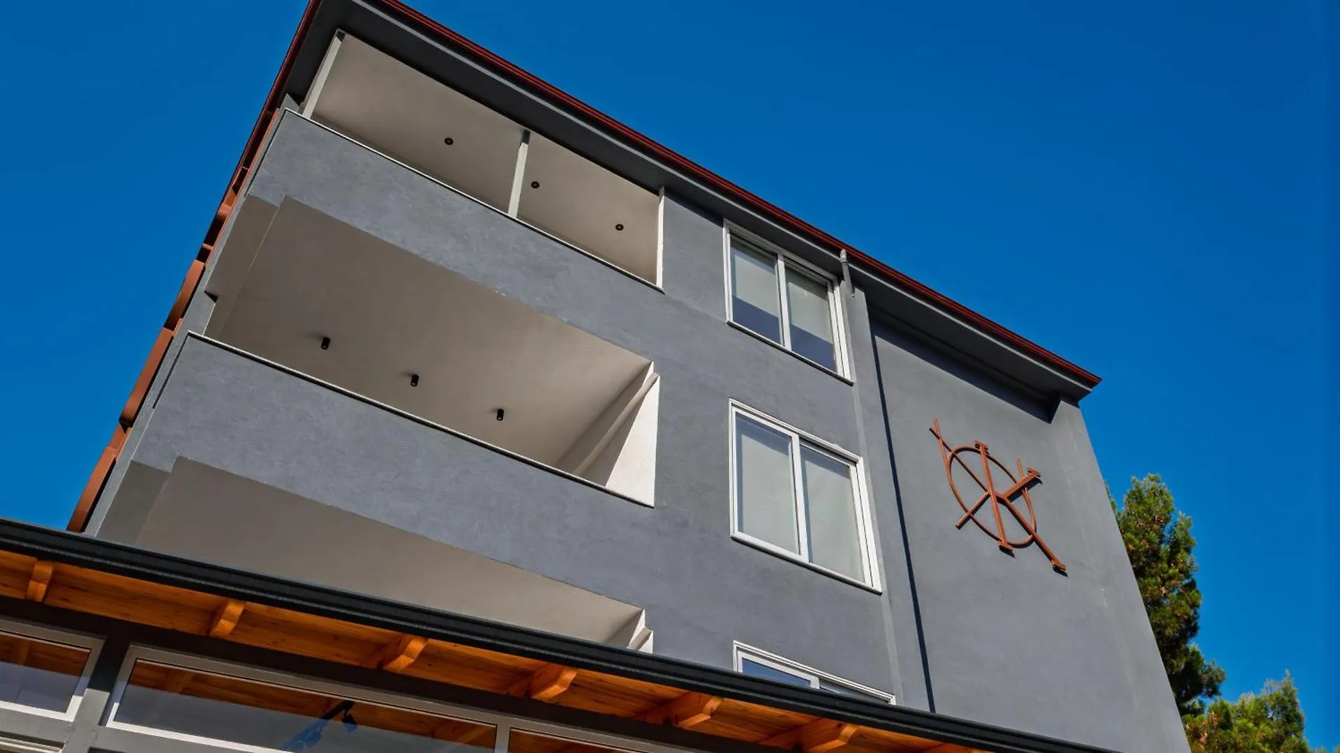 Kronos Hotel Sarandë