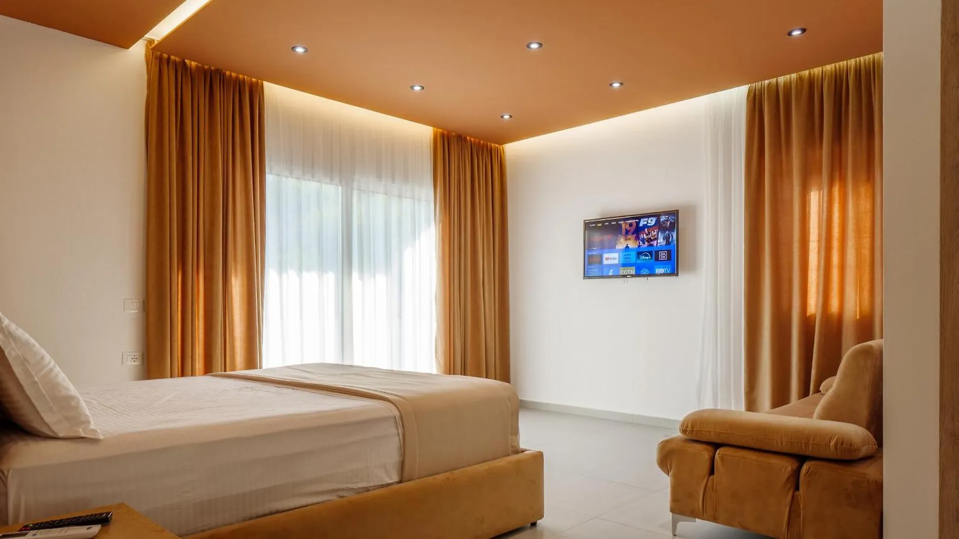 Kronos Hotel Sarandë