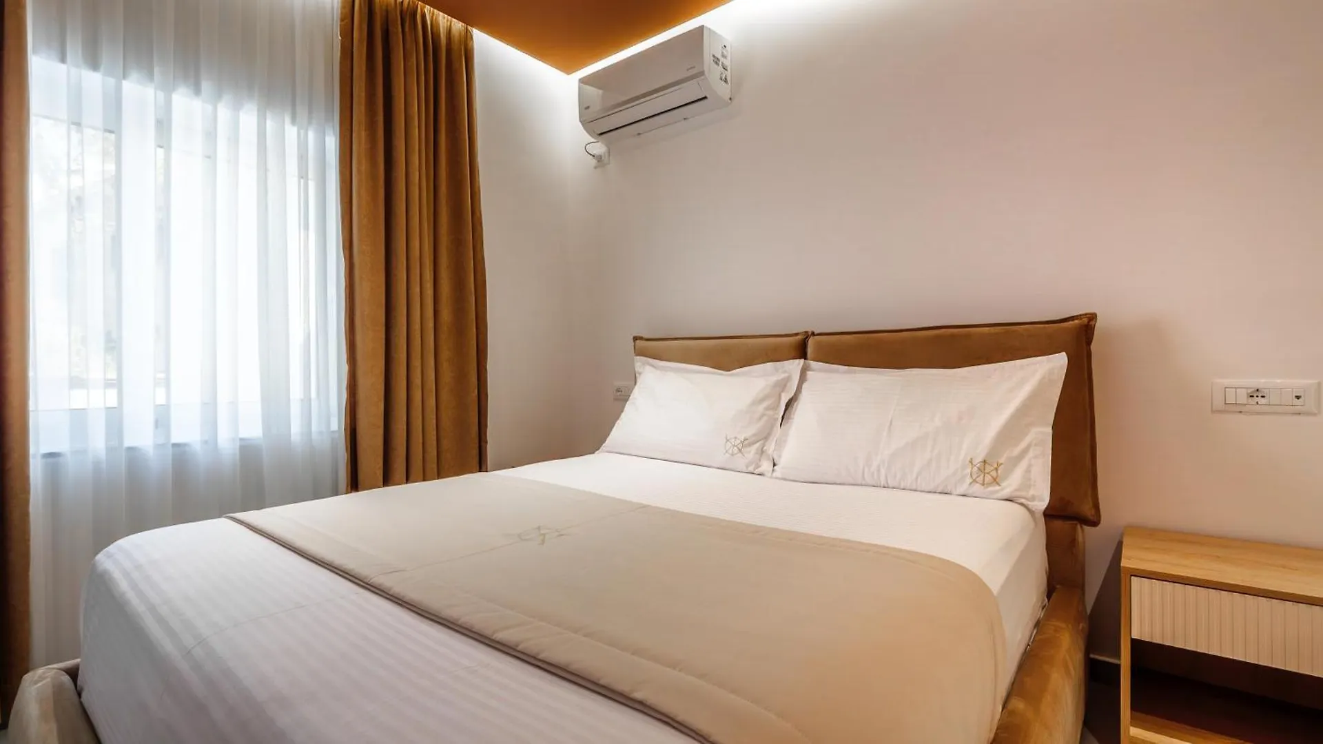 Kronos Hotel Sarandë